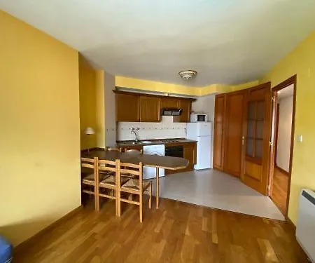 Altur 5 Apartment *