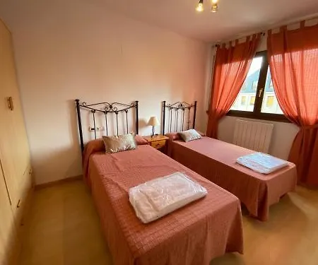 Altur 5 Apartment Jaca