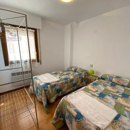 Apartamento Altur 5 *